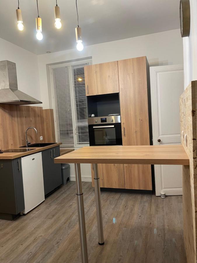 Logement Entier: Appartement Avec Terrasse Quartier De La Gare Amboise Dış mekan fotoğraf