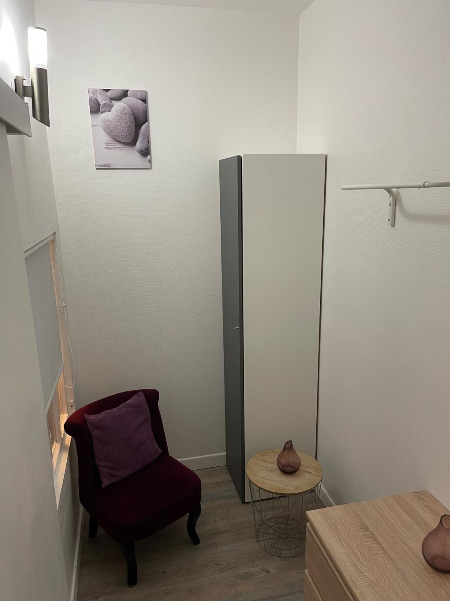 Logement Entier: Appartement Avec Terrasse Quartier De La Gare Amboise Dış mekan fotoğraf
